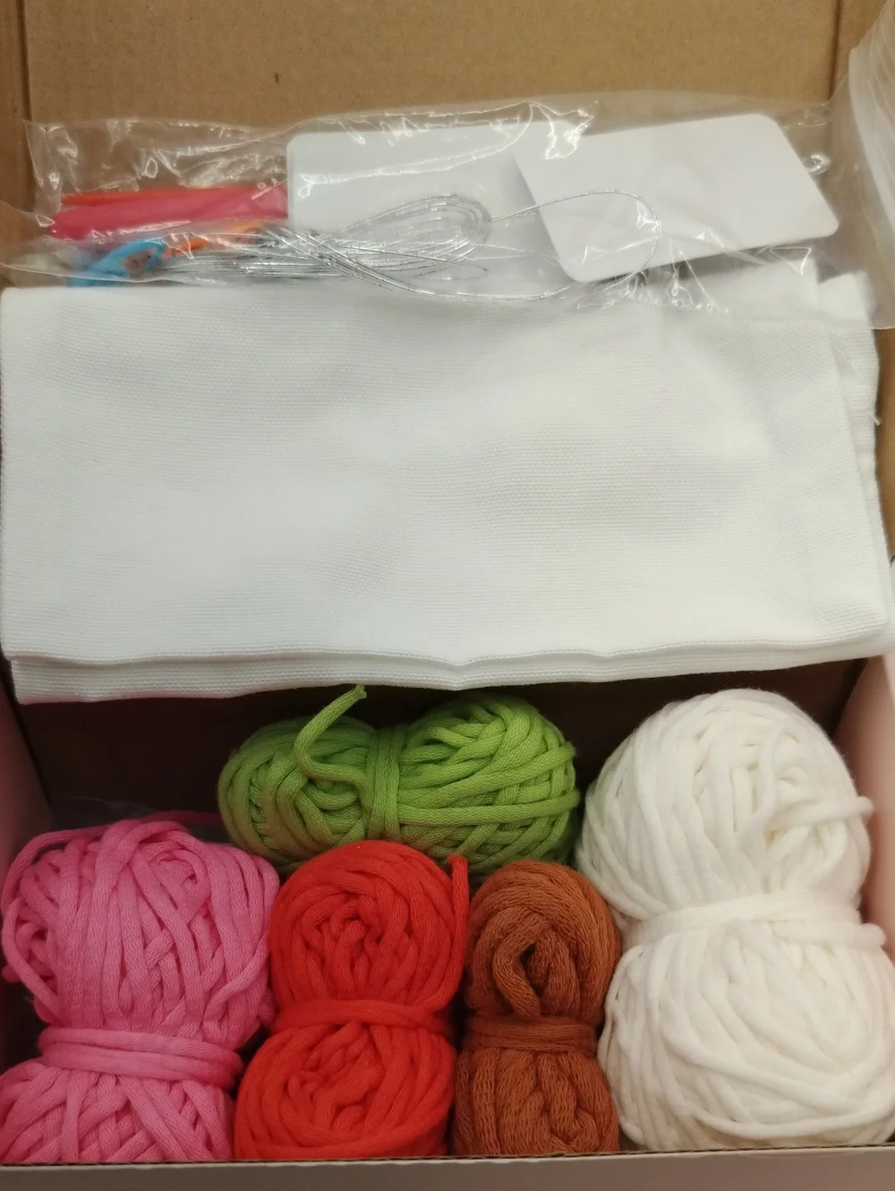 Emotional Support Amigurumi Tulip Heart Flowers Crochet Kit DIY 5-in Mini Craft